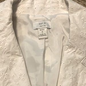 Size 4 Apt. 9 Lace blazer
